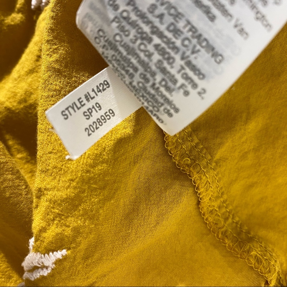 MADEWELL Yellow Floral Embroidered Short Sleeve Butterfly Top - Picture 7 of 7
